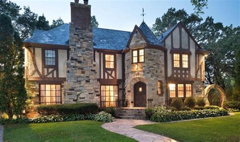 tudor homes mn